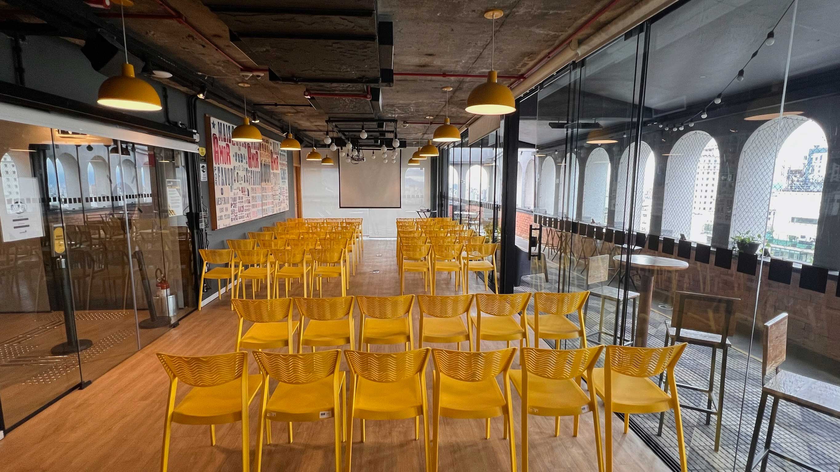 Espaço preparado para workshop na Paulista 2439